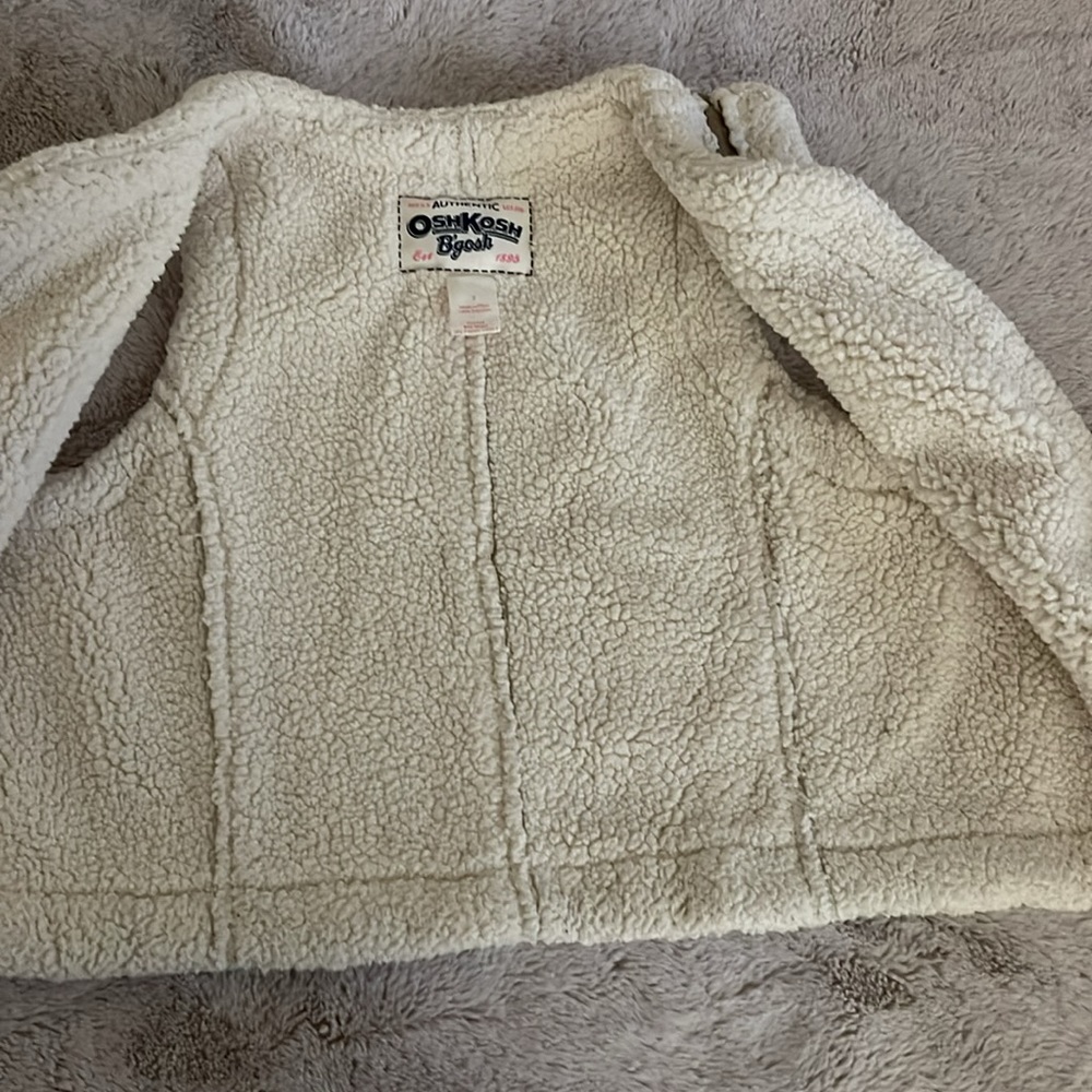 Oshkosh B’gosh lined suede vest - Picture 4 of 4
